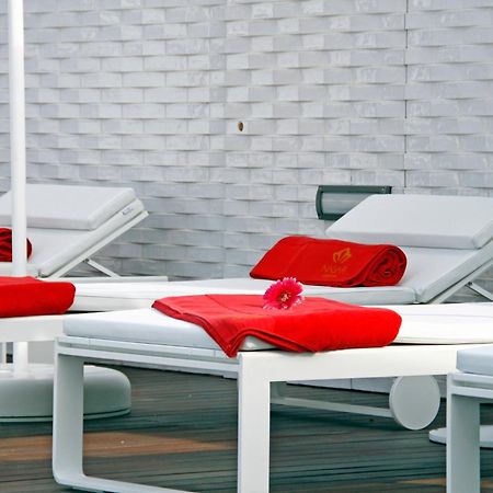 纳加里精品水疗大酒店 比戈 外观 照片 The pool at the Mandarin Oriental, Munich