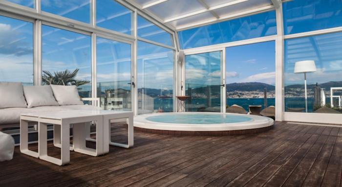 纳加里精品水疗大酒店 比戈 外观 照片 A spa in a hotel